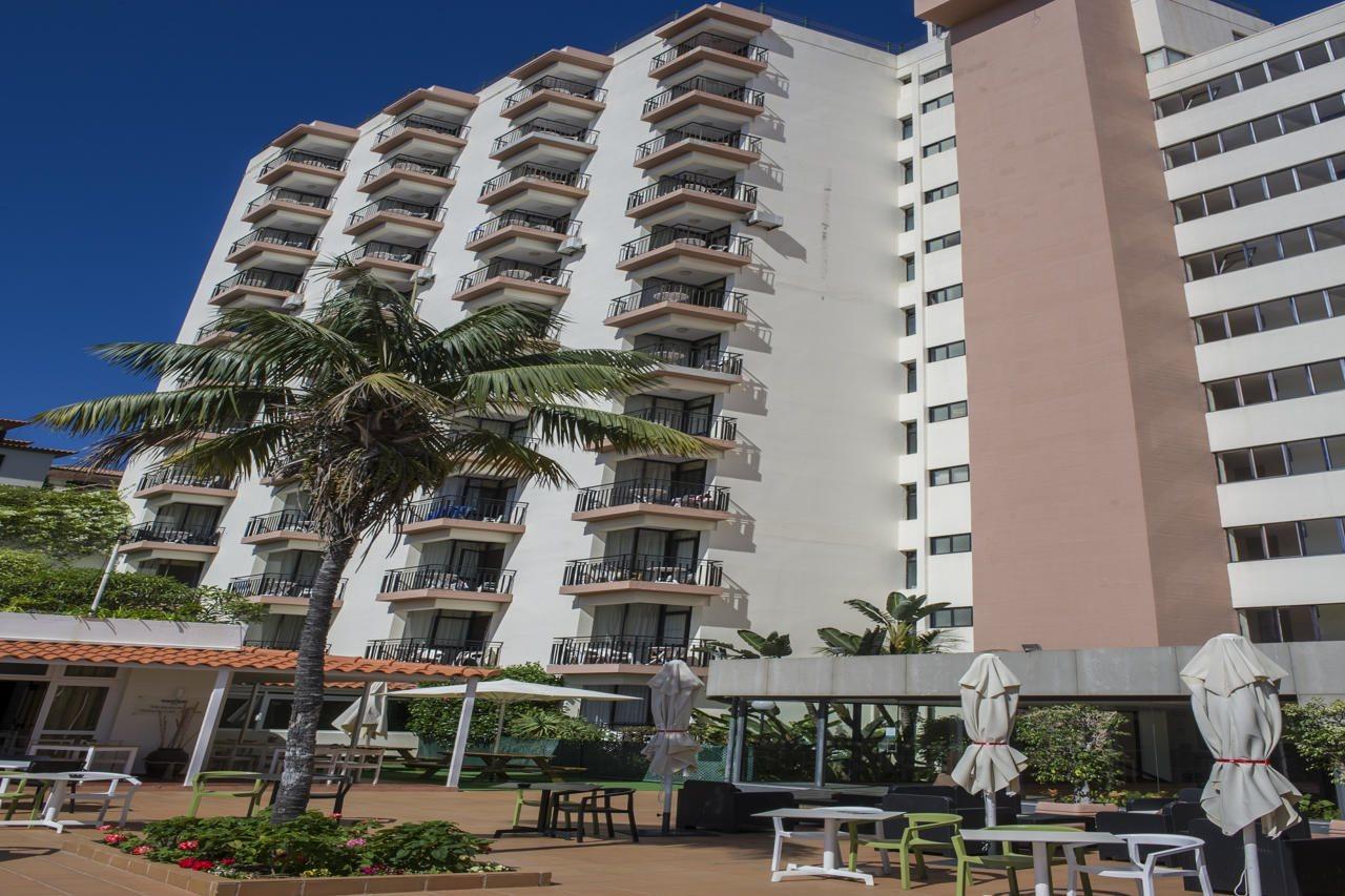 Dorisol Mimosa Studio Hotel ฟุงชาล ภายนอก รูปภาพ